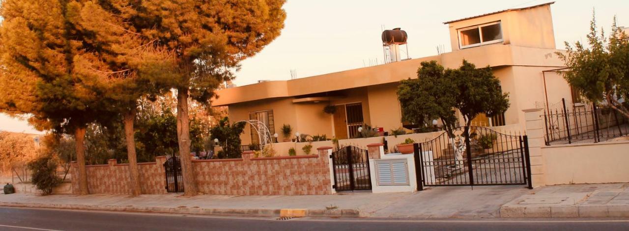 Ithaca Villa Larnaca Exterior photo
