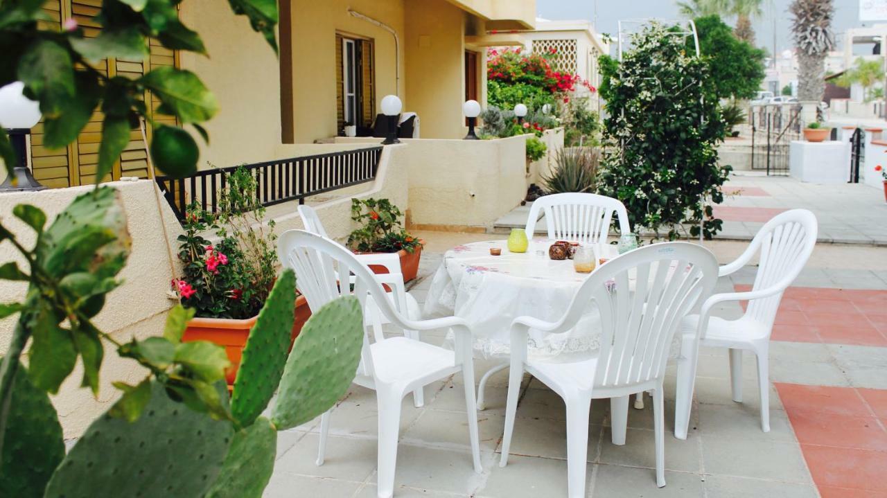Ithaca Villa Larnaca Exterior photo